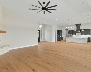 103 River Mountain Drive - Photo Thumbnail 3