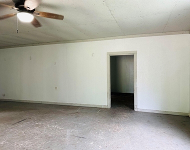 4018 E Mossy Oaks Road - Photo Thumbnail 20
