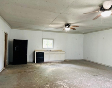 4018 E Mossy Oaks Road - Photo Thumbnail 22