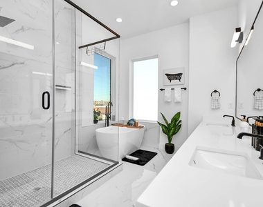 1104 Palmer Street - Photo Thumbnail 29