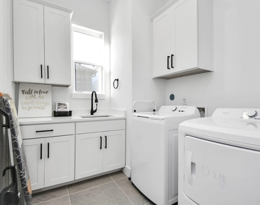 1104 Palmer Street - Photo Thumbnail 26