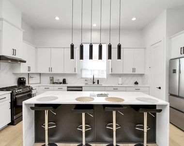 1104 Palmer Street - Photo Thumbnail 16