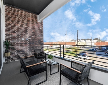 1104 Palmer Street - Photo Thumbnail 24