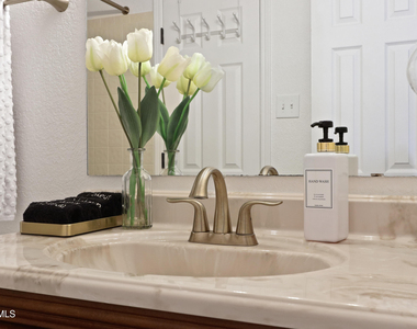 12120 Desert Quail Avenue - Photo Thumbnail 32