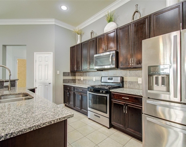 18707 Naples Ridge Court - Photo Thumbnail 19
