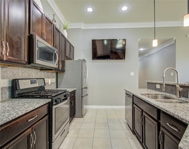 18707 Naples Ridge Court - Photo Thumbnail 22