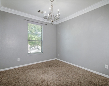 18707 Naples Ridge Court - Photo Thumbnail 5