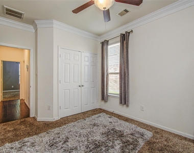 18707 Naples Ridge Court - Photo Thumbnail 8