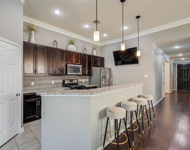 18707 Naples Ridge Court - Photo Thumbnail 16