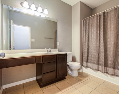 18707 Naples Ridge Court - Photo Thumbnail 9