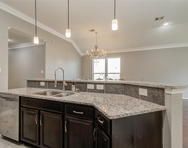 18707 Naples Ridge Court - Photo Thumbnail 20