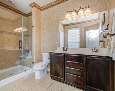 18707 Naples Ridge Court - Photo Thumbnail 31