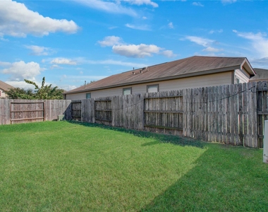 18707 Naples Ridge Court - Photo Thumbnail 38