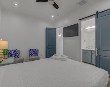 2311 67th Street - Photo Thumbnail 29