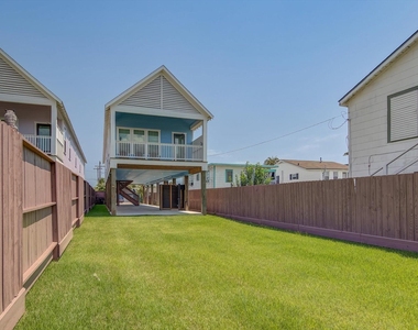 2311 67th Street - Photo Thumbnail 40
