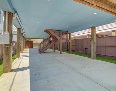 2311 67th Street - Photo Thumbnail 33