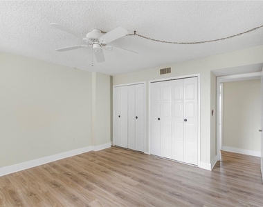 2699 Seville Boulevard - Photo Thumbnail 15