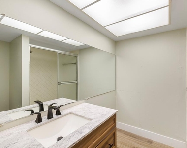 2699 Seville Boulevard - Photo Thumbnail 18
