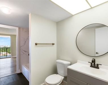 2699 Seville Boulevard - Photo Thumbnail 11