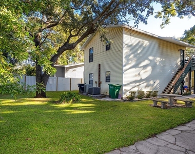 1303 S Moody Avenue - Photo Thumbnail 13