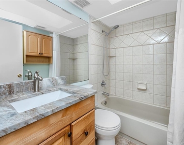 1303 S Moody Avenue - Photo Thumbnail 32