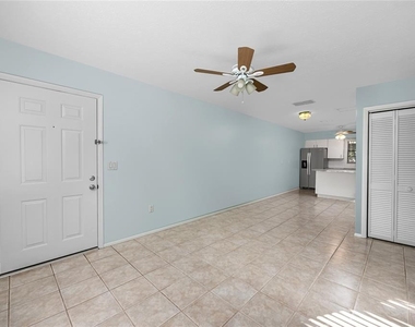 1303 S Moody Avenue - Photo Thumbnail 16