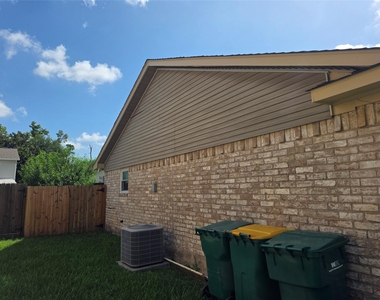 12531 La Rochelle Drive - Photo Thumbnail 2