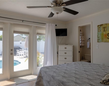 813 E 6th Avenue - Photo Thumbnail 11