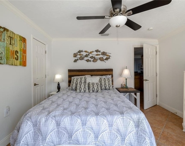 813 E 6th Avenue - Photo Thumbnail 10