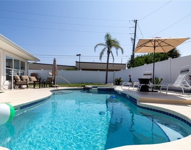 813 E 6th Avenue - Photo Thumbnail 21