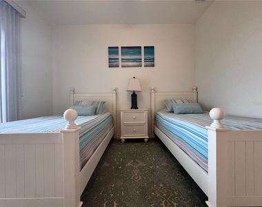 219 Venetia Avenue - Photo Thumbnail 18