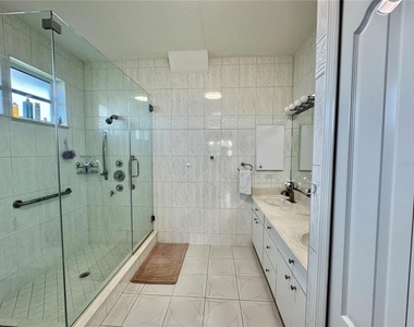 219 Venetia Avenue - Photo Thumbnail 22