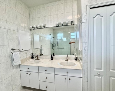 219 Venetia Avenue - Photo Thumbnail 21