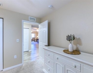3322 Purple Martin Drive - Photo Thumbnail 20