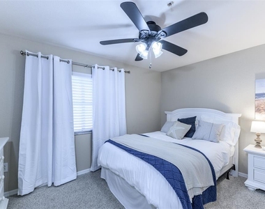 3322 Purple Martin Drive - Photo Thumbnail 17