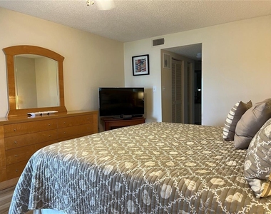 1397 Perico Point Circle - Photo Thumbnail 32
