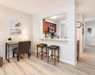 2403 Brigadoon Drive - Photo Thumbnail 9