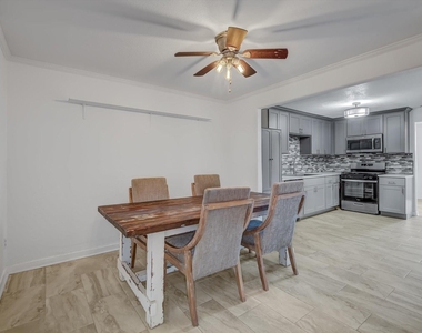 2128 59th Street - Photo Thumbnail 19