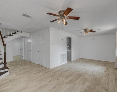 2128 59th Street - Photo Thumbnail 14
