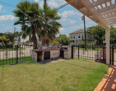 2128 59th Street - Photo Thumbnail 46