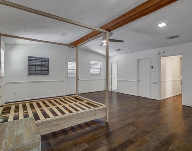 2128 59th Street - Photo Thumbnail 33