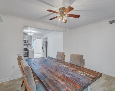 2128 59th Street - Photo Thumbnail 20