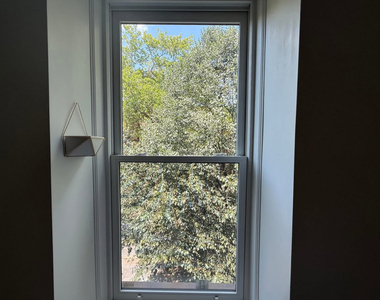 758 Putnam Avenue - Photo Thumbnail 7
