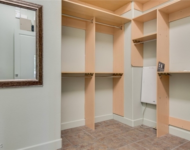628 Edgebrook Drive - Photo Thumbnail 55