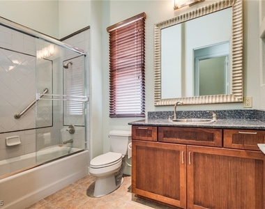 628 Edgebrook Drive - Photo Thumbnail 54