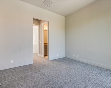 628 Edgebrook Drive - Photo Thumbnail 42
