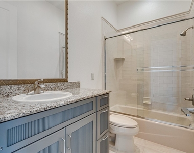 628 Edgebrook Drive - Photo Thumbnail 43