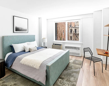 340 East 34th Street - Photo Thumbnail 5