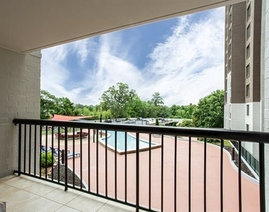 3833 Peachtree Road Ne - Photo Thumbnail 14
