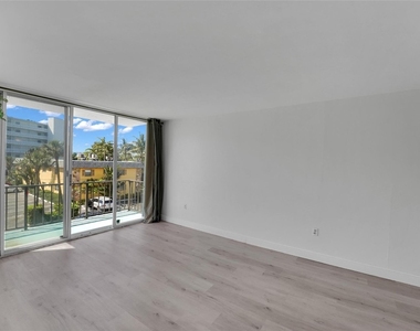 301 Croton Avenue - Photo Thumbnail 22